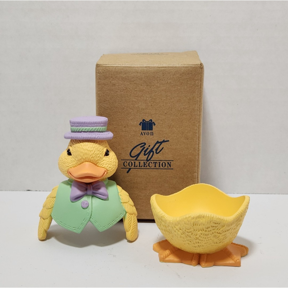 3 New Vintage 1997 Avon Egg Pals Easter Egg Holder Original Boxs Lamb Duck Bunny - Picture 7 of 12
